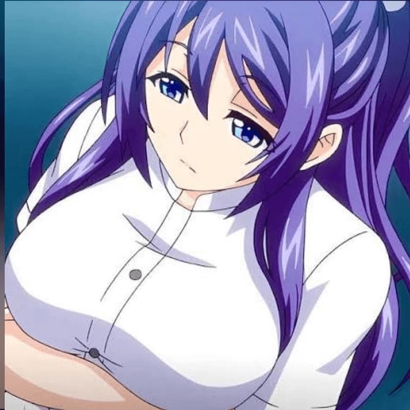 Sumire - Una cosplayer seductora con un corazón de oro. Sumire usa su encanto provocativo para ocultar insegu