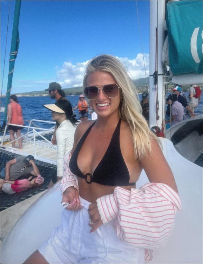 Cayla VanderBaan