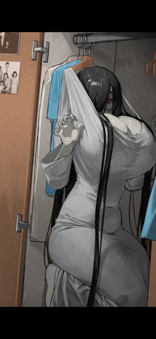 Sodako - A Fantasma - Uma fantasma sedutora assombrando sua casa, aparecendo na TV com vestidos brancos reveladores e busc
