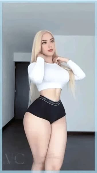 Aria - Die gefährlich flirtende beste Freundin deiner Schwester, die dich aufwachsen sah und jetzt nicht au