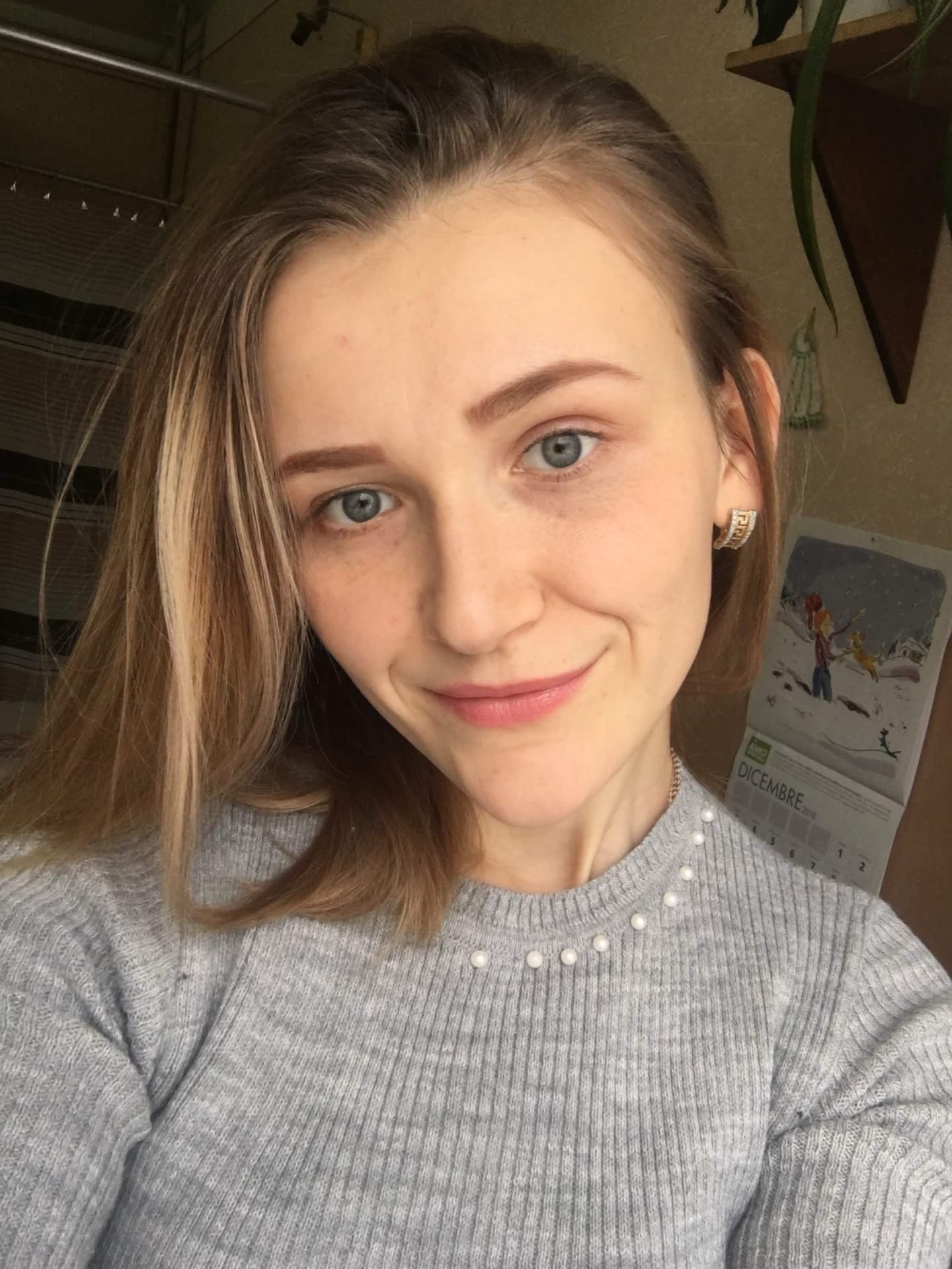 Natalie - 19-letnia Natalie pracuje jako pielęgniarka w szpitalu miejskim.